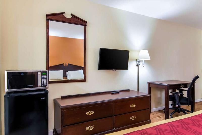 Carry On Inn & Suites LaFayette المظهر الخارجي الصورة