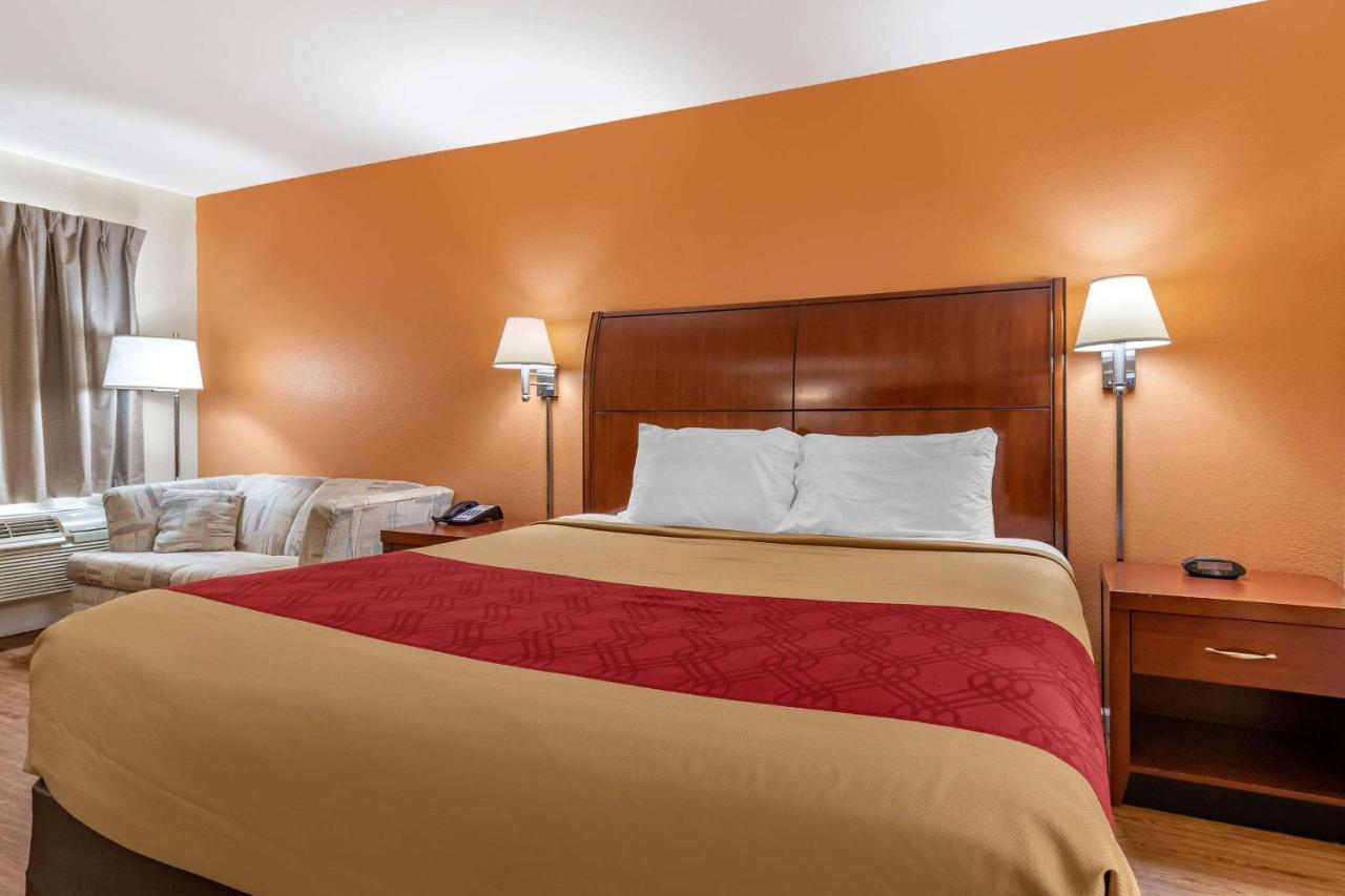 Carry On Inn & Suites LaFayette المظهر الخارجي الصورة